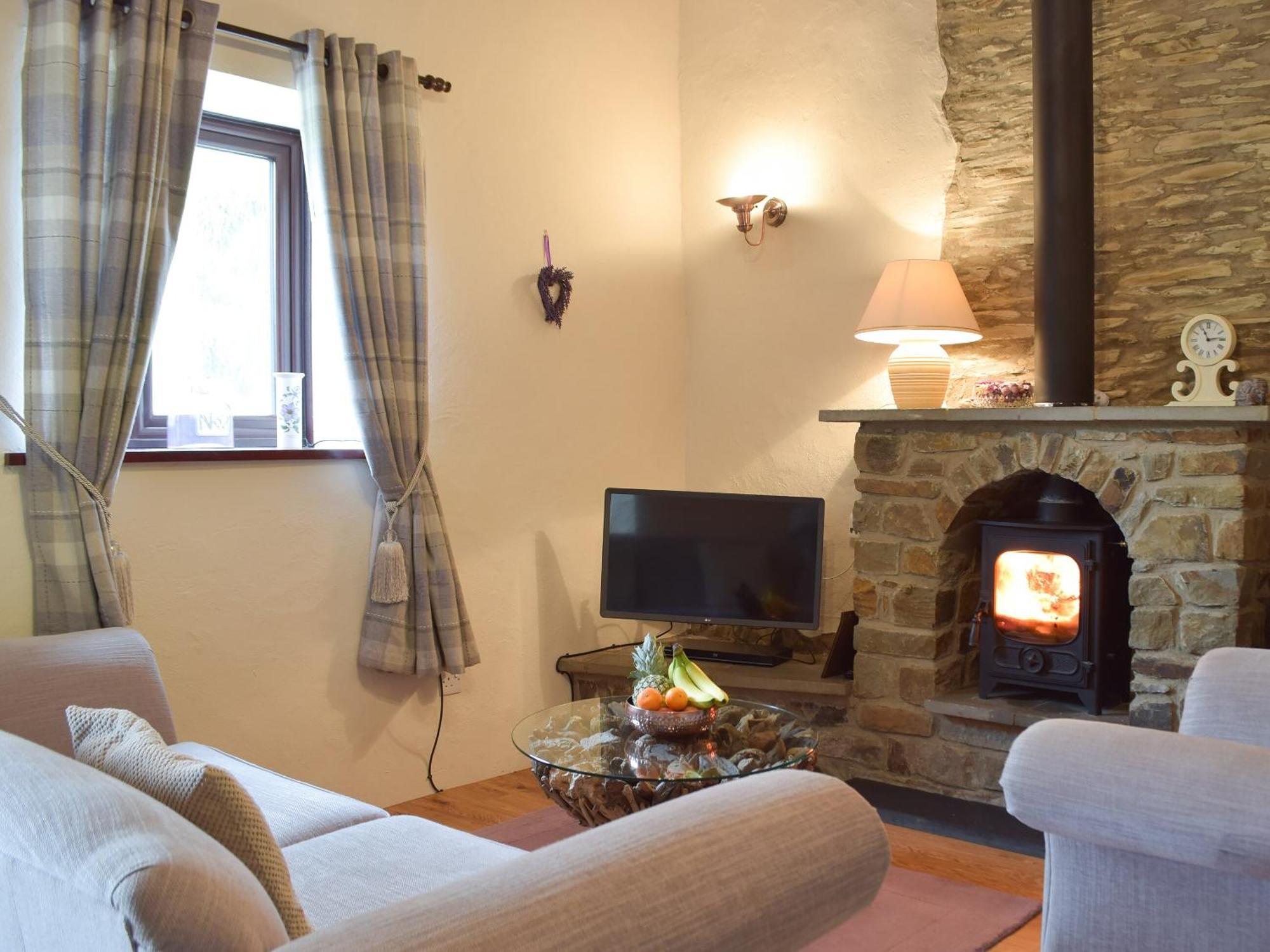 Hay Barn - Dinas Country Club Villa Екстериор снимка